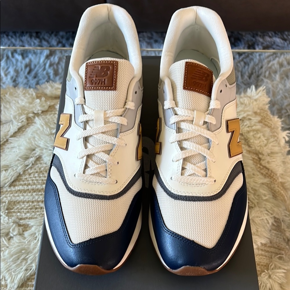 New Balance Men's Multicolor Sneakers - Picture 9 of 9